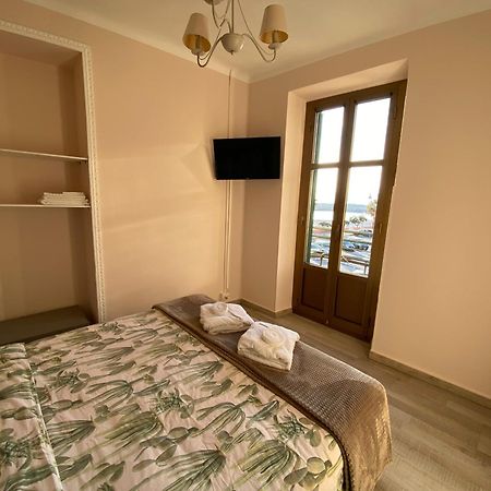 Ferienwohnung L'Eternita' E' Il Mare Mischiato Col Sole Rimbaud Ventimiglia Exterior foto