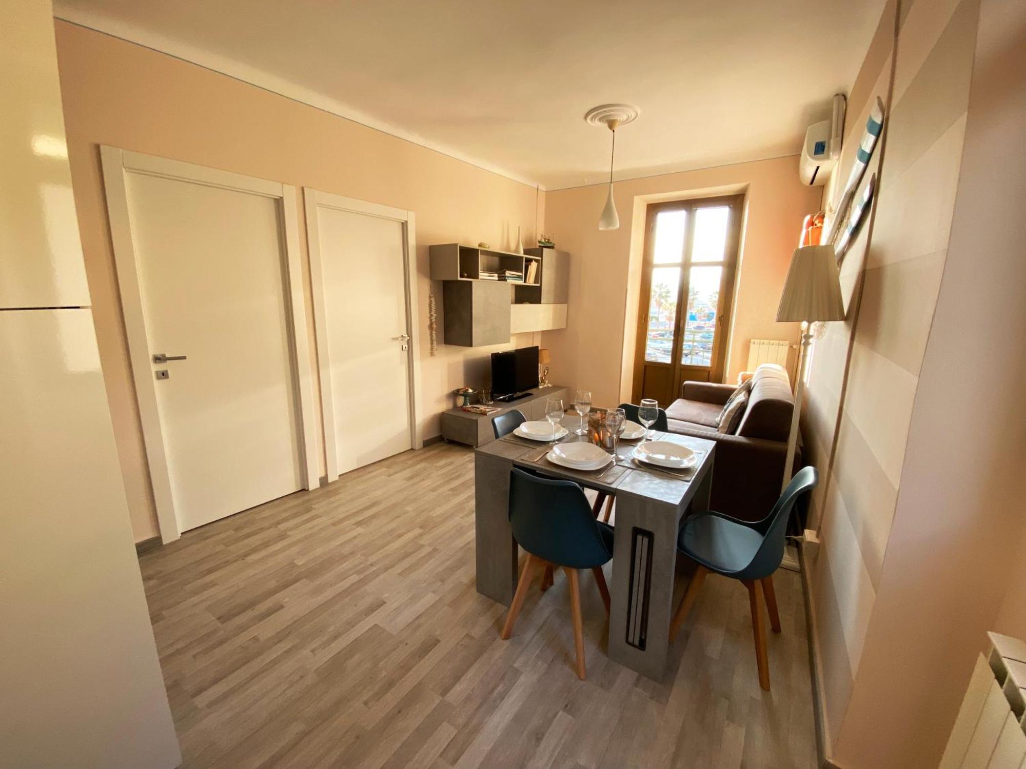 Ferienwohnung L'Eternita' E' Il Mare Mischiato Col Sole Rimbaud Ventimiglia Exterior foto